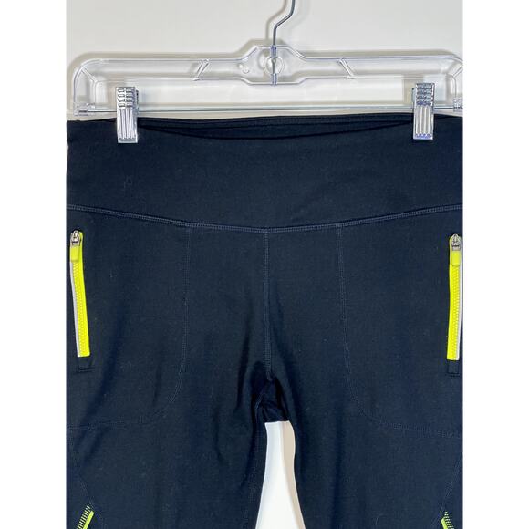 Fabletics Black w/Neon Details Athletic Sports Stretchy Shorts Leggings Size M - Picture 2 of 6